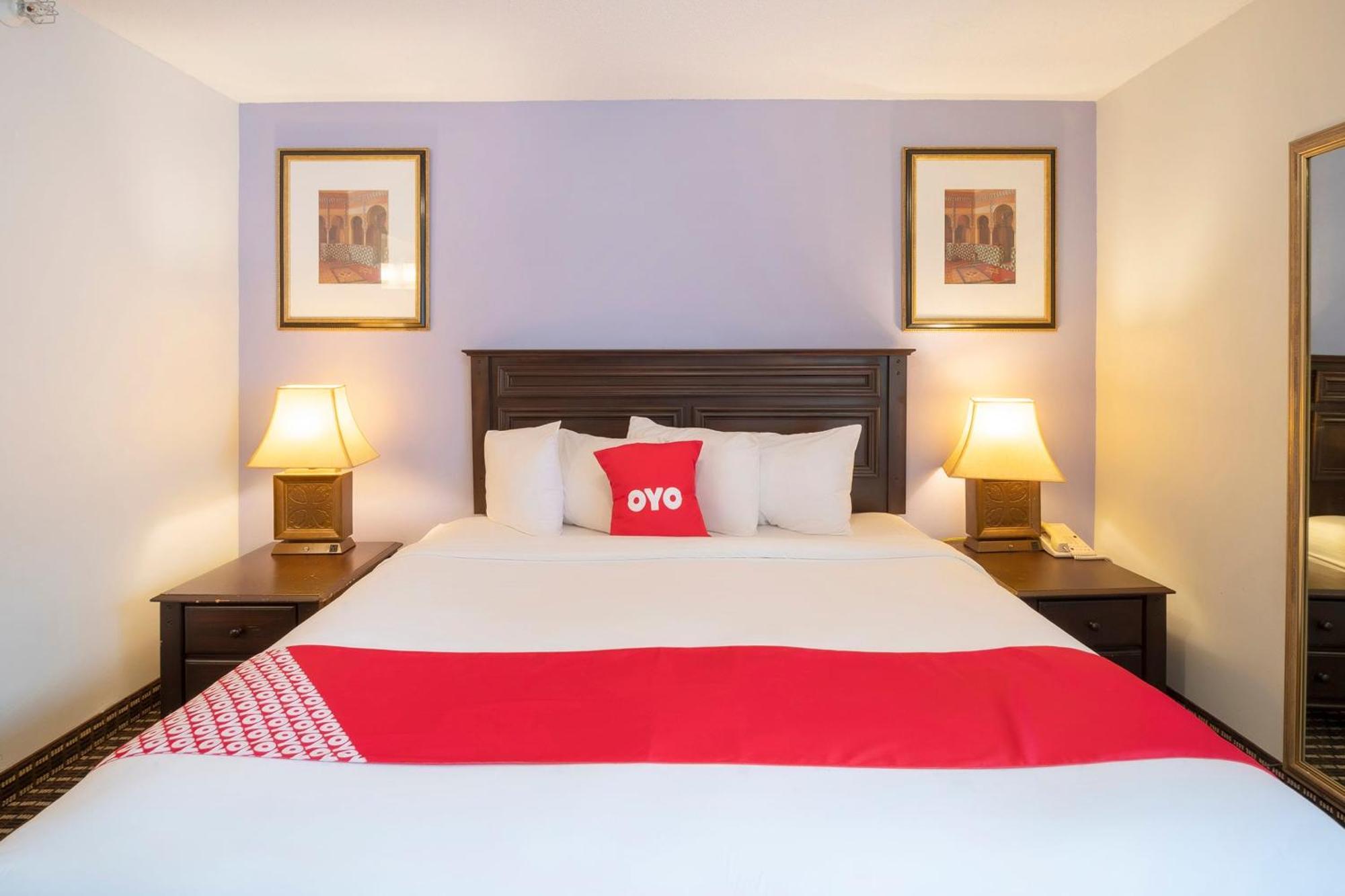 Oyo Townhouse Houston Airport North Hotel Ngoại thất bức ảnh