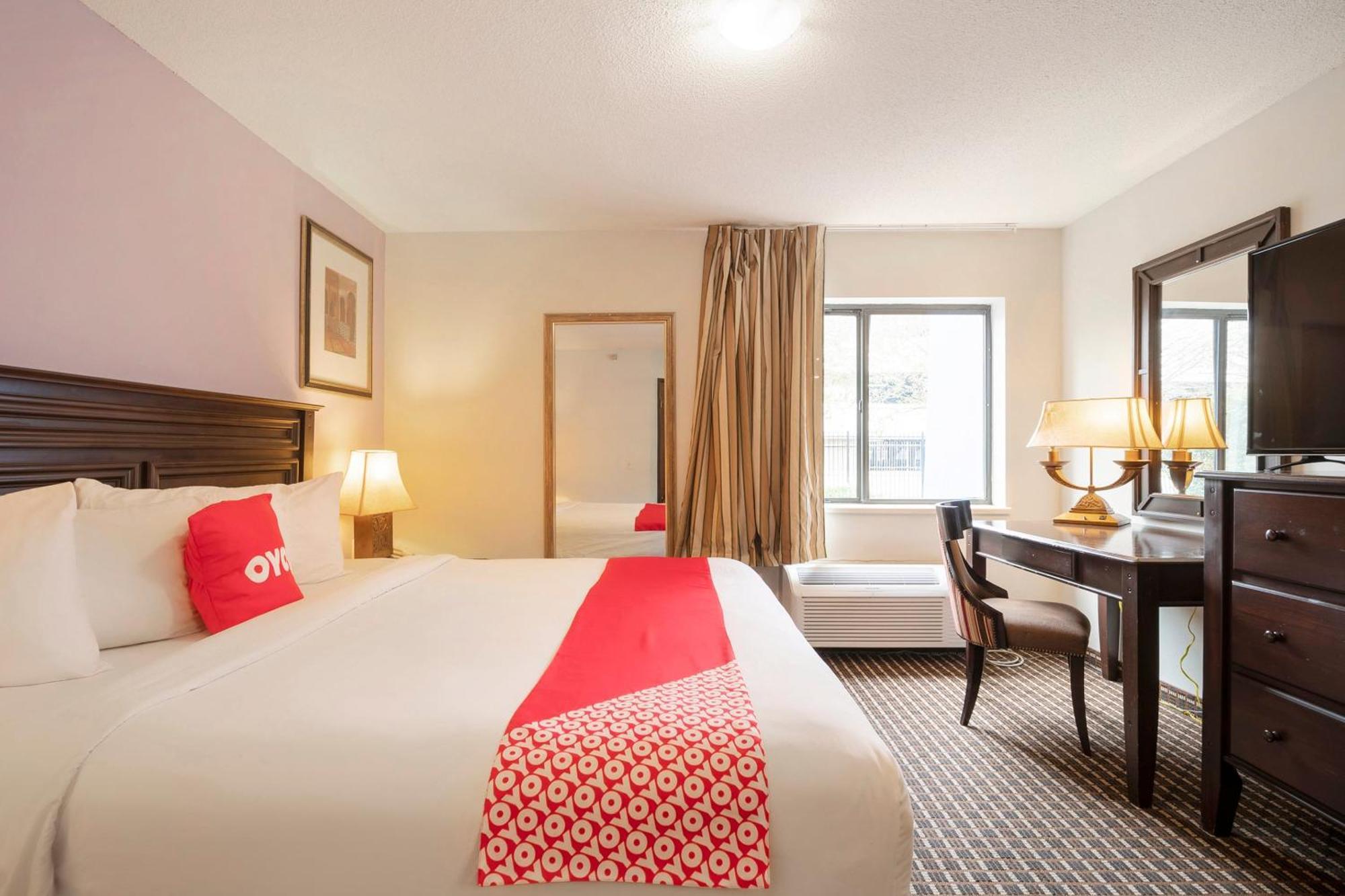 Oyo Townhouse Houston Airport North Hotel Ngoại thất bức ảnh