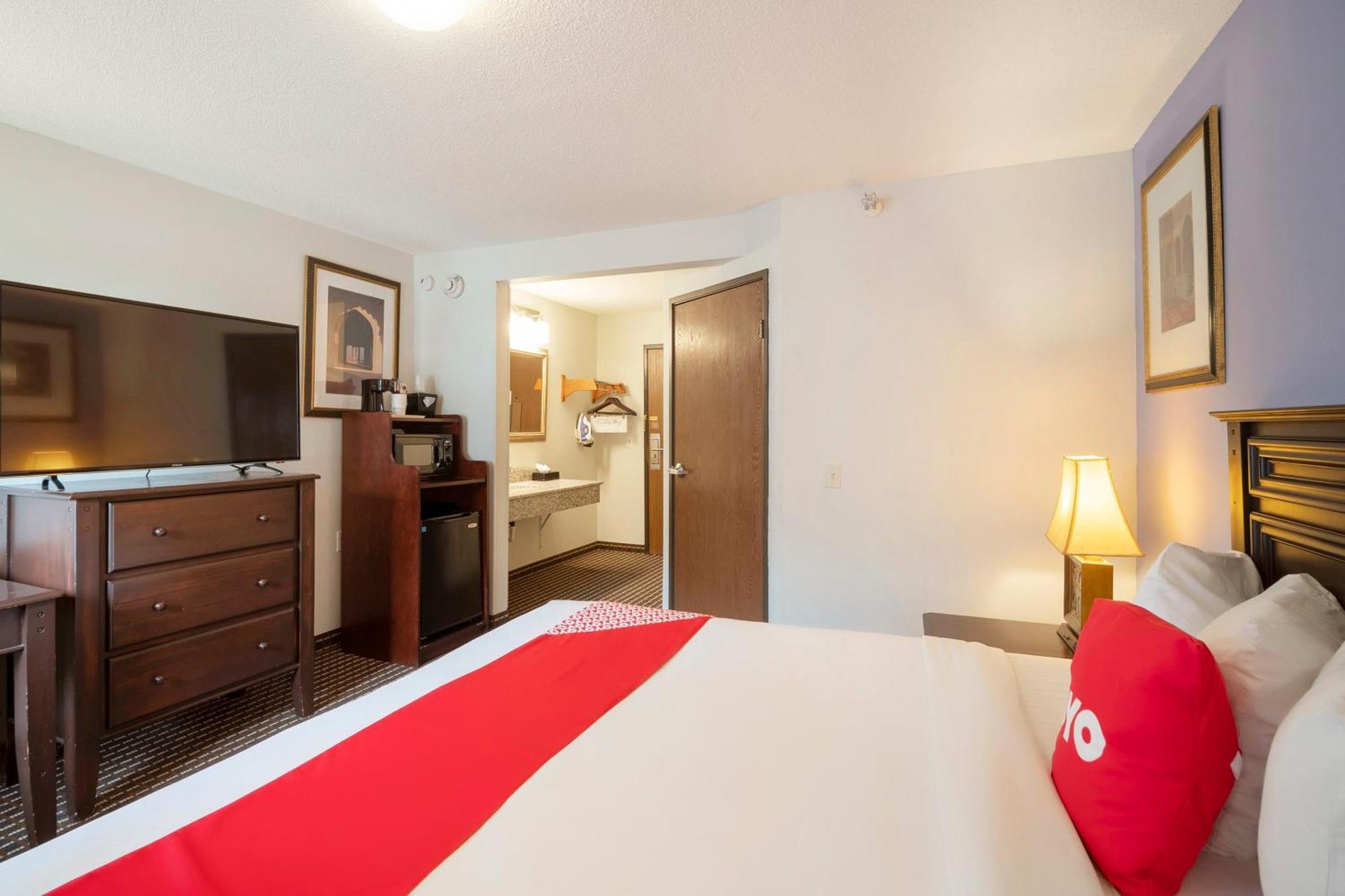 Oyo Townhouse Houston Airport North Hotel Ngoại thất bức ảnh