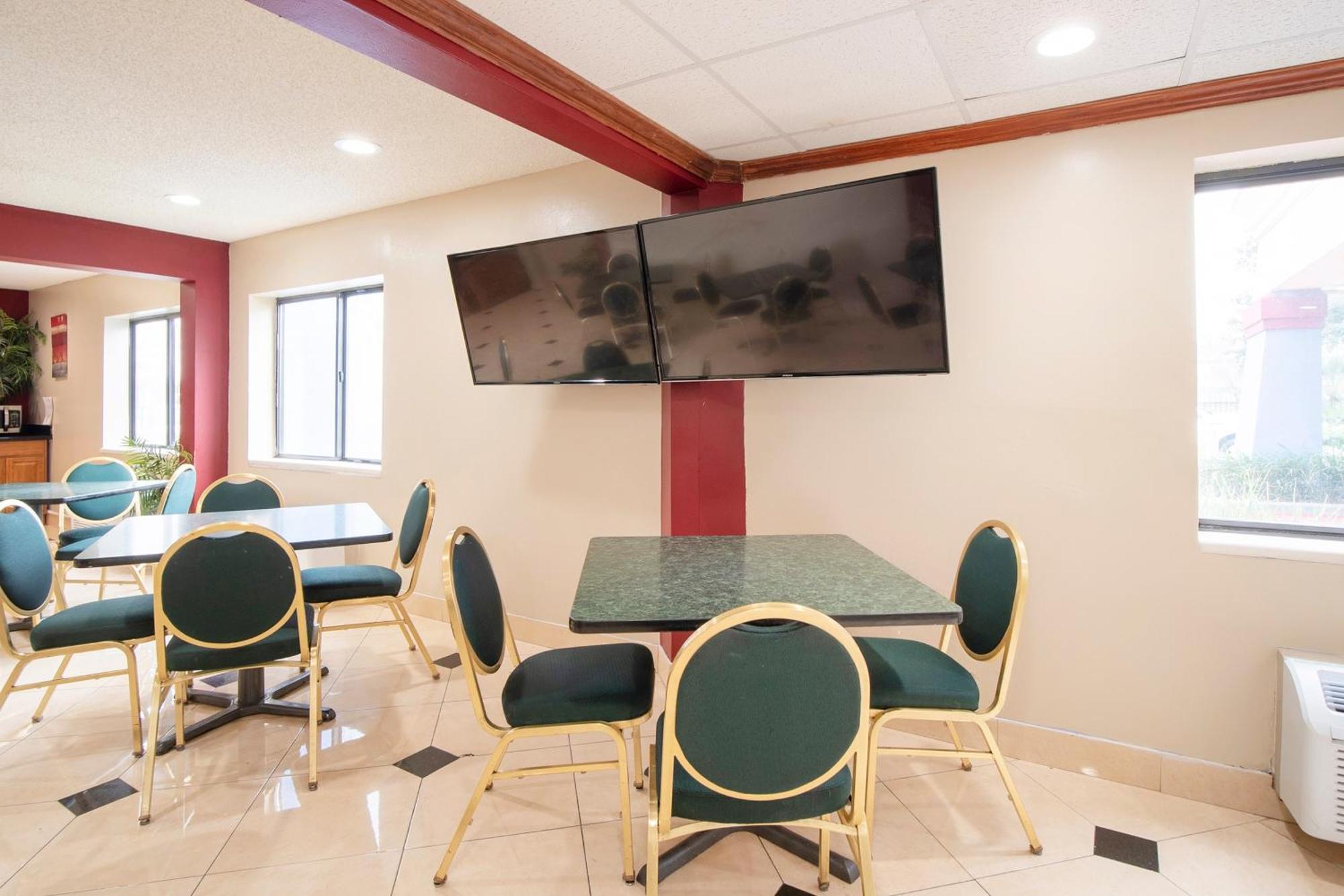 Oyo Townhouse Houston Airport North Hotel Ngoại thất bức ảnh