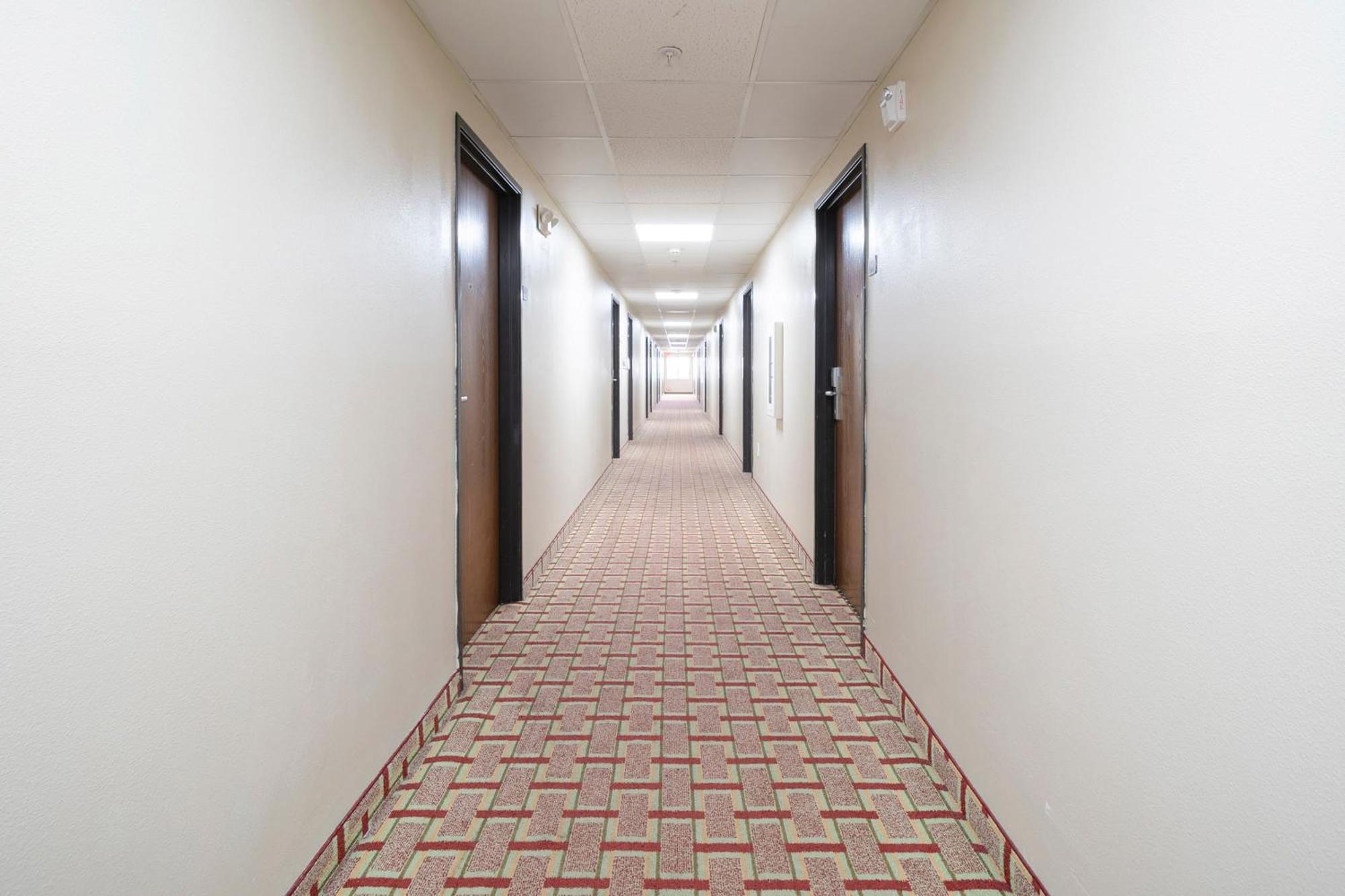 Oyo Townhouse Houston Airport North Hotel Ngoại thất bức ảnh