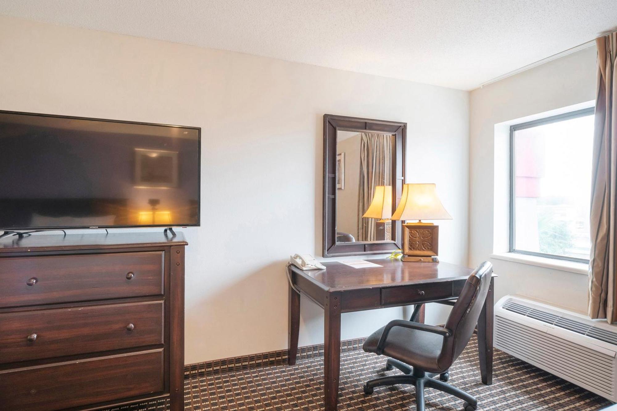 Oyo Townhouse Houston Airport North Hotel Ngoại thất bức ảnh
